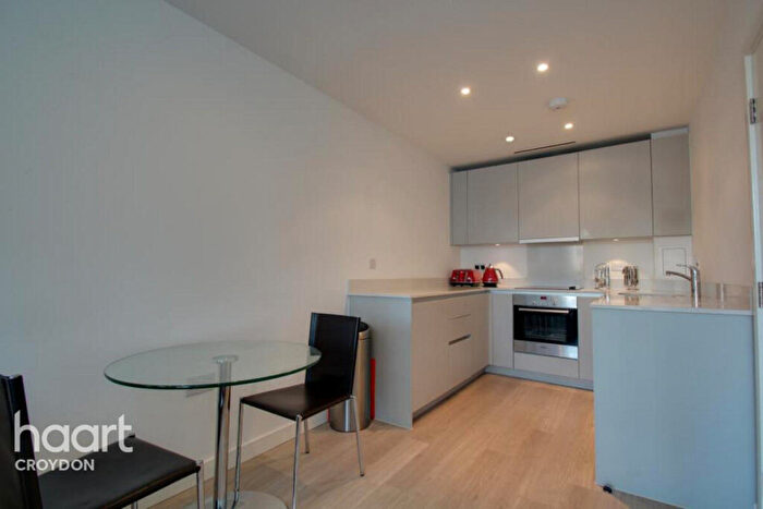 1 Bedroom Apartment To Rent In Saffron Central Square, Croydon, CR0
