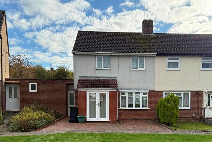 2 Bedroom Terraced House For Sale In Howley Grange Road, Halesowen, B62