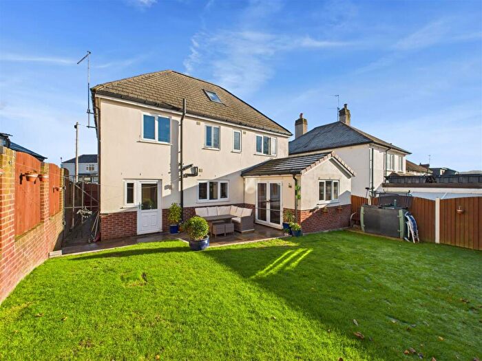 5 Bedroom Detached House For Sale In Main Avenue, Totley, Sheffield, S17