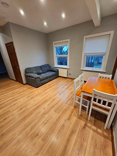 2 Bedroom Flat To Rent In C Kingsland Road, Luton, LU1