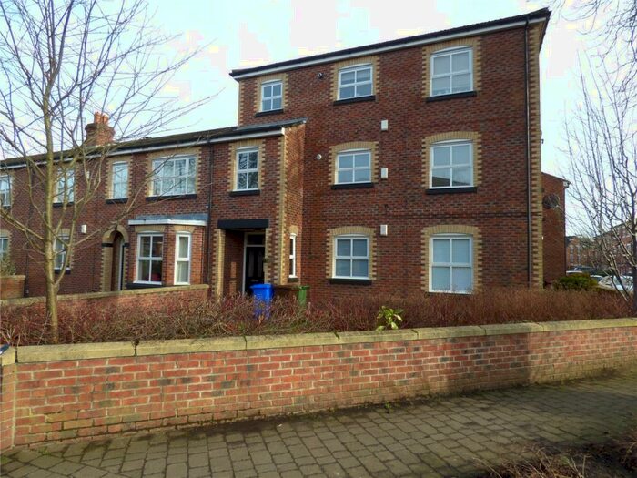 2 Bedroom Apartment To Rent In Elm Grove, Didsbury, Manchester, M20