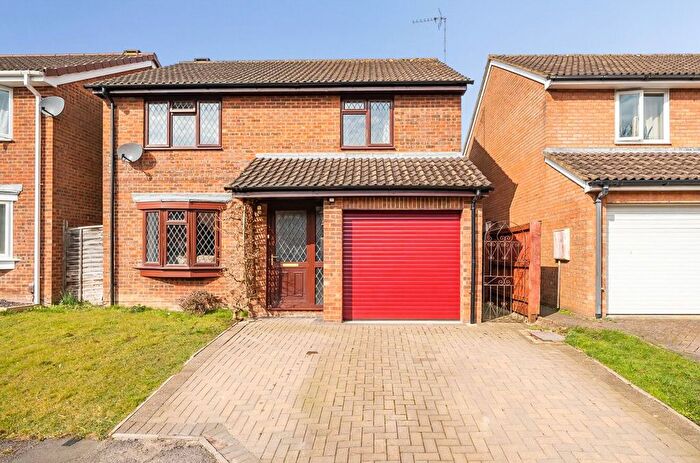 4 Bedroom Detached House For Sale In Tyburn Close, Grange Park, Swindon, SN5