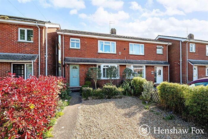 3 Bedroom Semi-Detached House For Sale In Malmesbury Road, Romsey, Hampshire, SO51