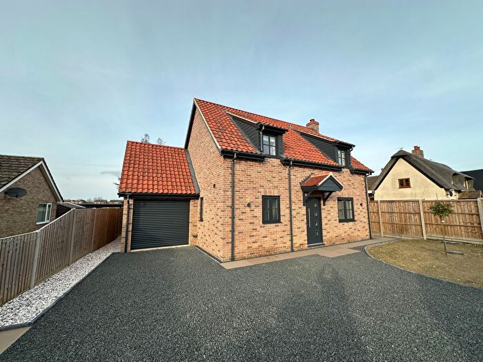 3 Bedroom Property To Rent In Friday Street, West Row, Bury St. Edmunds, IP28