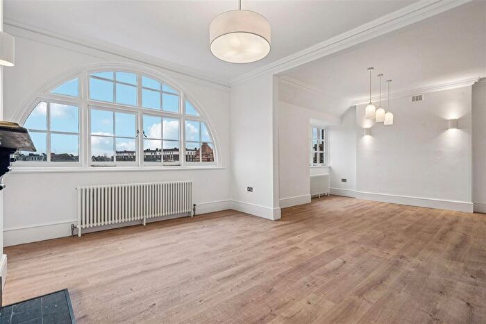 4 Bedroom Flat To Rent In Palace Mansions, Earsby Street, London, W14