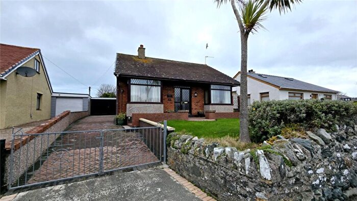 3 Bedroom Bungalow For Sale In Cyttir Road, Holyhead, Isle Of Anglesey, LL65
