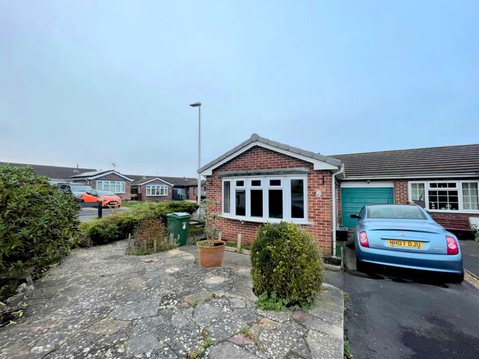 1 Bedroom Semi-Detached Bungalow To Rent In Woodside Avenue, Weston-Super-Mare, BS24