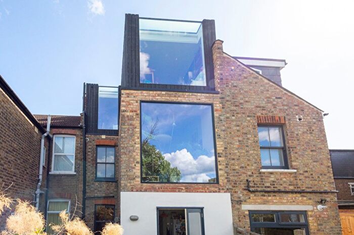 4 Bedroom Terraced House For Sale In Wellesley Road, London, E17