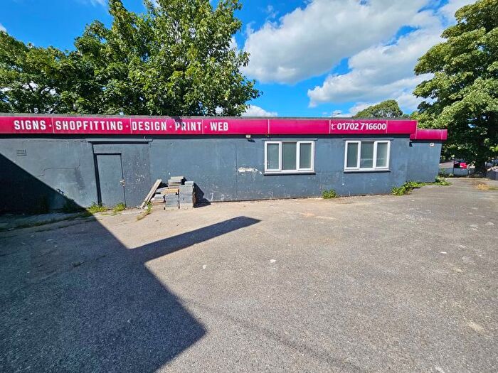 Property To Rent In Teddington Villas, Shakespeare Drive, Westcliff-On-Sea, SS0