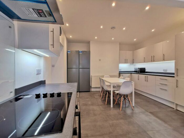6 Bedroom House To Rent In Lower Road, Beeston, Nottingham, Nottinghamshire, NG9