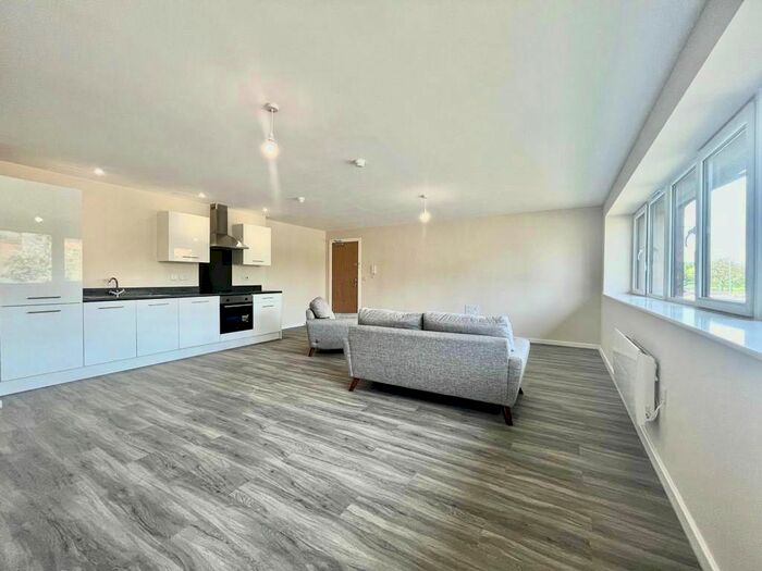 1 Bedroom Flat To Rent In Northwood House, Salford, M5