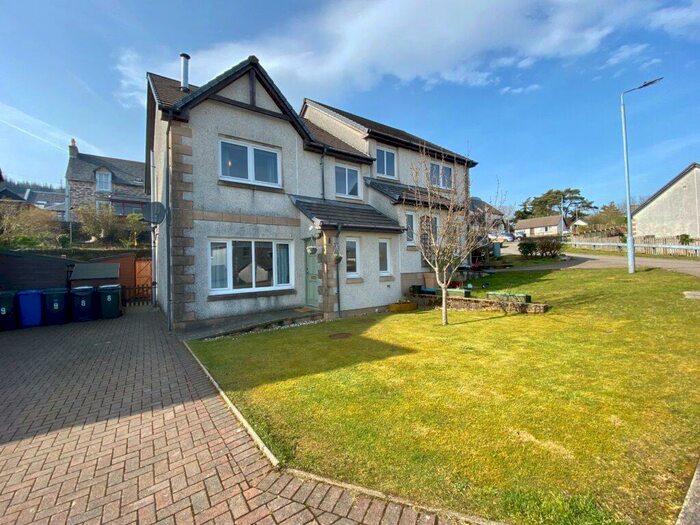 3 Bedroom Semi-Detached House For Sale In St Clair Way, Ardrishaig, Argyll, PA30