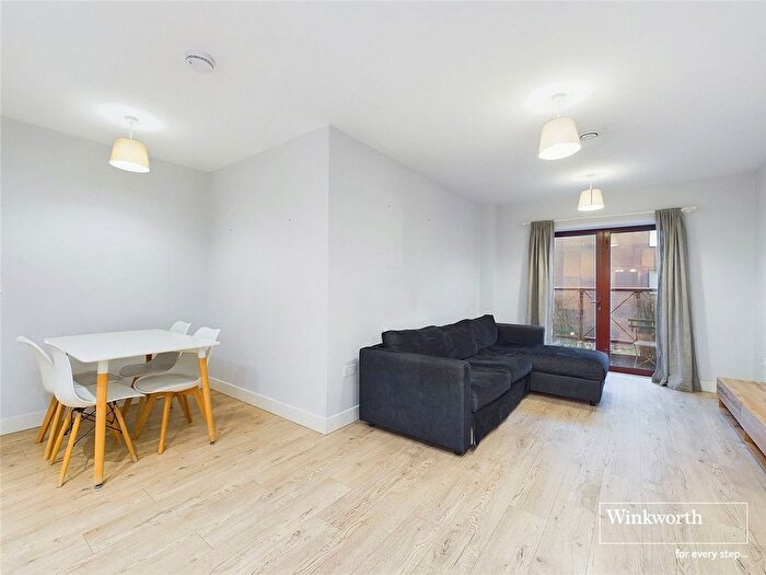 2 Bedroom Flat To Rent In Wesley Gate, Queens Road, Reading, Berkshire, RG1