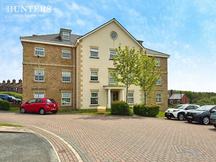 2 Bedroom Penthouse To Rent In Dearne Court, Woolley Grange, Barnsley, S75