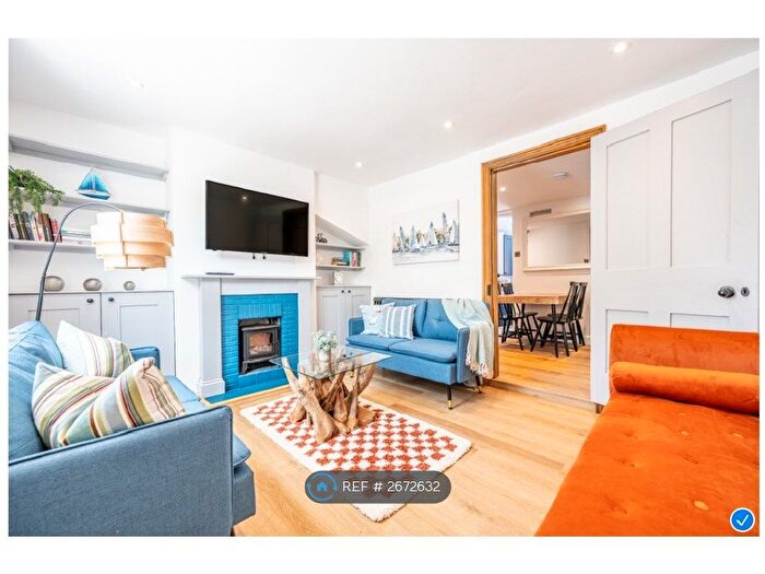 3 Bedroom Terraced House To Rent In Stanford Road, Lymington, SO41