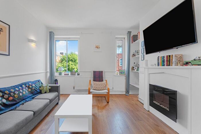 2 Bedroom Flat For Sale In Cherry Garden House, Cherry Garden Street, SE16