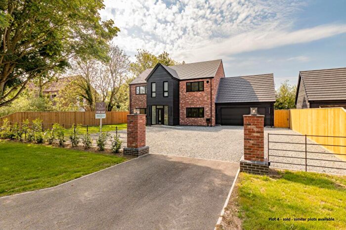 4 Bedroom Detached House For Sale In Kirkgate, Tydd St. Giles, Wisbech, Cambridgeshire, PE13
