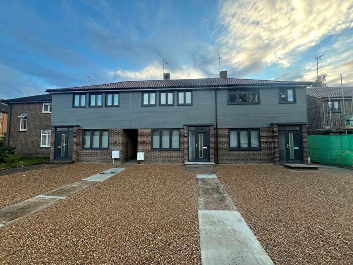 3 Bedroom Terraced House To Rent In Sheerwater, Woking, GU21