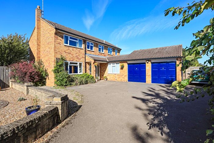 4 Bedroom Detached House For Sale In Mayfield Road, Girton, CB3