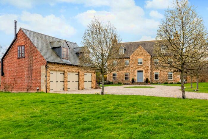 6 Bedroom Flat To Rent In Rouse Lane, Oxhill, Warwick, CV35