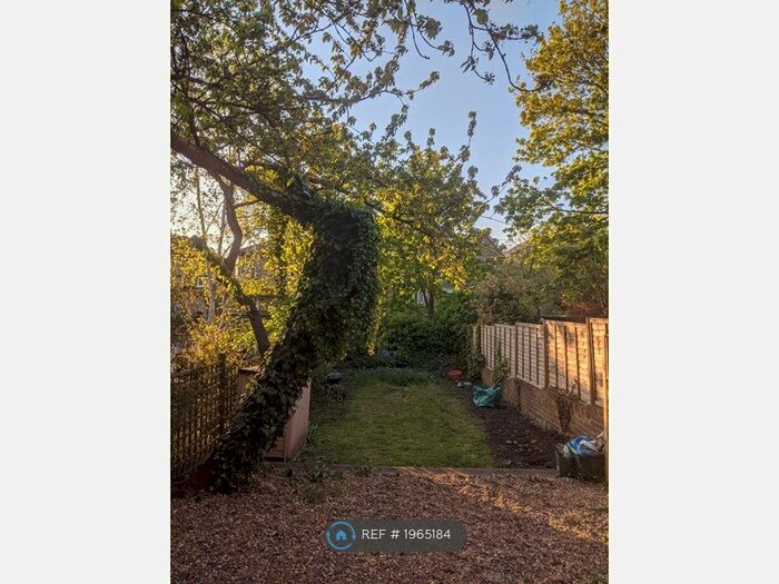 2 Bedroom Flat To Rent In Tressillian Road, London, SE4