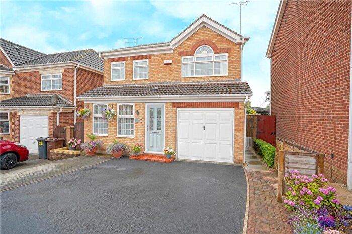 4 Bedroom Detached House For Sale In Westminster Close, Bramley, Rotherham, South Yorkshire, S66