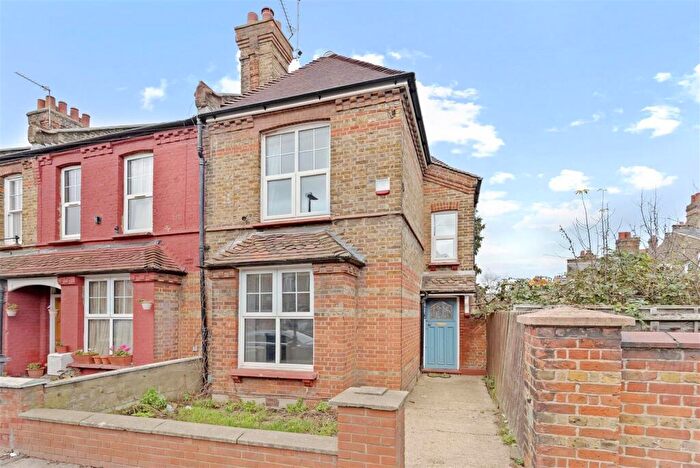3 Bedroom Semi Detached House To Rent In Farrant Avenue, Wood Green, N22