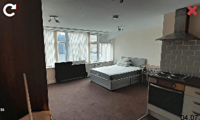 Studio To Rent In Queen Street, Wakefield, WF1
