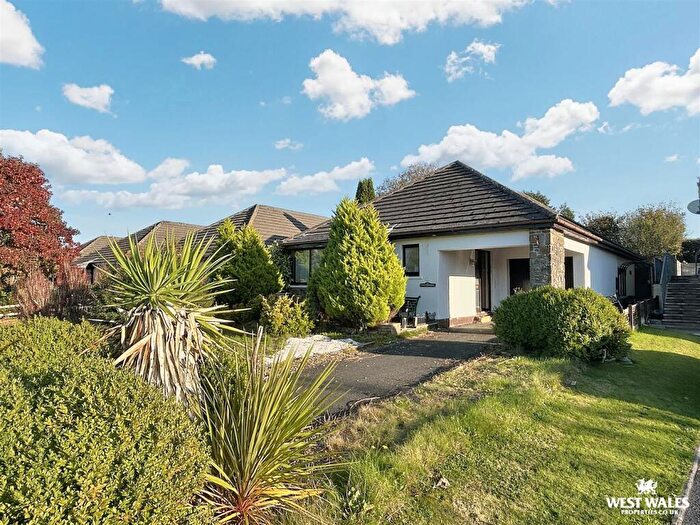 3 Bedroom Detached Bungalow For Sale In Dol Y Dderwen, Llangain, Carmarthen, SA33