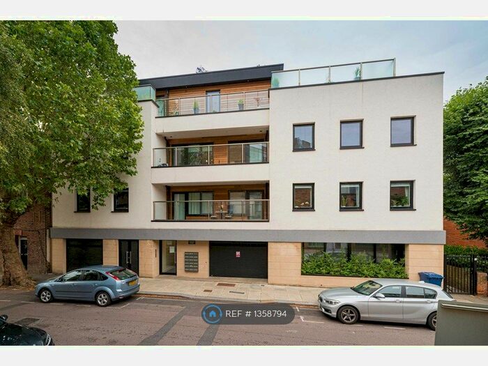 2 Bedroom Flat To Rent In Northcote Avenue, London, W5