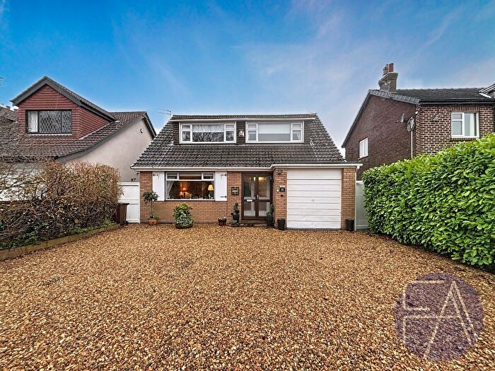 3 Bedroom Detached House For Sale In New Cut Lane, Southport, PR8