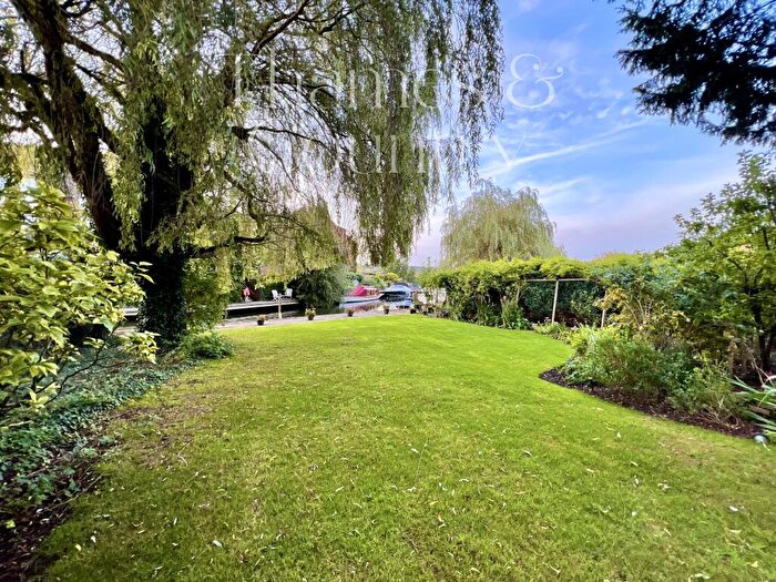 3 Bedroom Semi-Detached House For Sale In Temple Mill Cottages, Temple Lane, Marlow, SL7