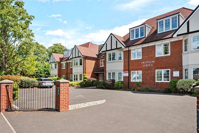 2 Bedroom Retirement Property For Sale In Hudson Lodge, Cheam, Sutton, SM1