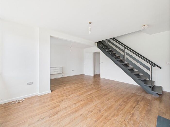 3 Bedroom Terraced House For Sale In The Guelders, Purbrook, PO7