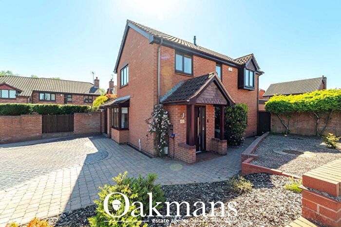 4 Bedroom Detached House For Sale In Blackwood Road, Bromsgrove, Worcestershire, B60