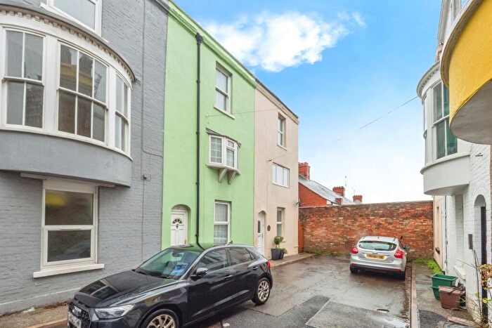 4 Bedroom Town House For Sale In Rodwell Street, Weymouth, DT4