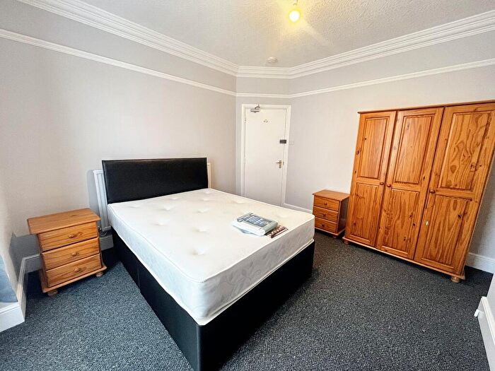 1 Bedroom Terraced House To Rent In Bath Street, Rugby, CV21