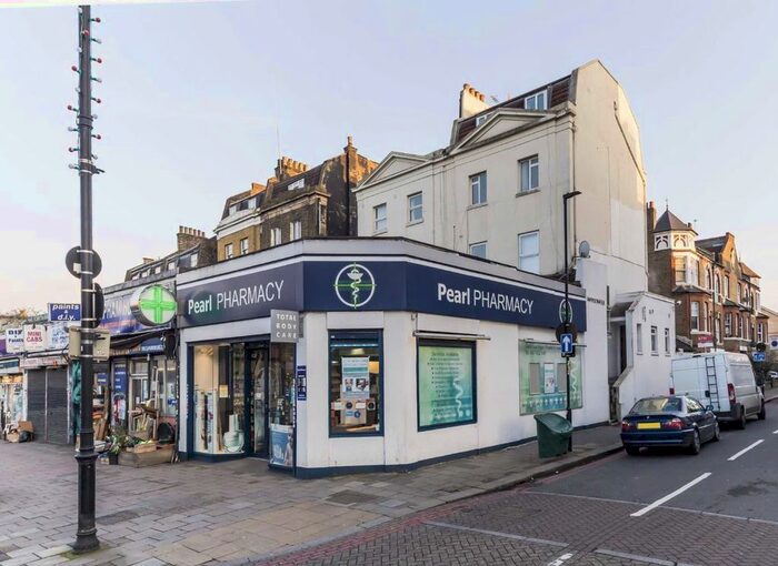 1 Bedroom Flat To Rent In Clapham High Street, London, SW4
