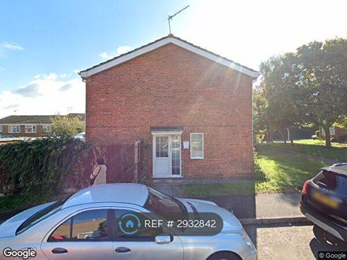 3 Bedroom Terraced House To Rent In Mierscourt Road, Gillingham, ME8