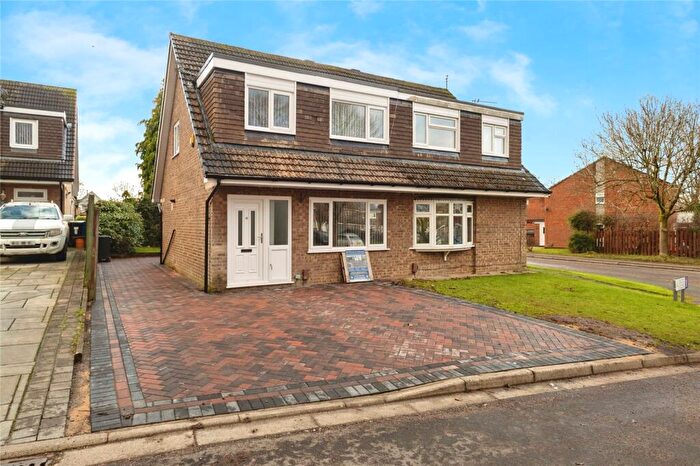 3 Bedroom Semi Detached House For Sale In Elgol Close, Stockport, Greater Manchester, SK3