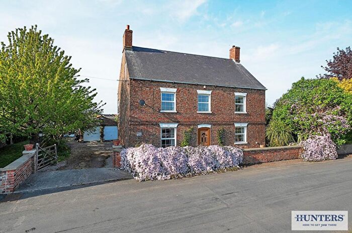 3 Bedroom Detached House For Sale In Newland, Selby, YO8