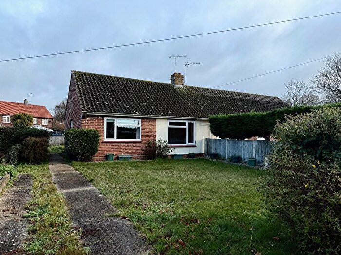 2 Bedroom Semi-Detached House For Sale In Norwich Road, Cawston, NR10