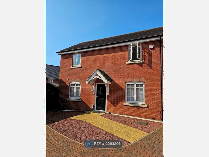 3 Bedroom Detached House To Rent In Key Croft, Shortstown, Bedford, MK42