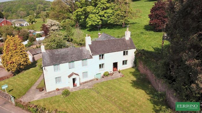 6 Bedroom Property For Sale In Silver Street, Littledean, Cinderford, Gloucestershire., GL14