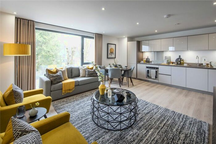 1 Bedroom Flat To Rent In Bourchier Court, London Road, Sevenoaks, Kent, TN13