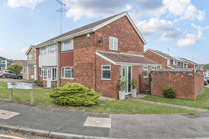 3 Bedroom Semi-Detached House For Sale In Cranleigh Drive, Swanley, BR8