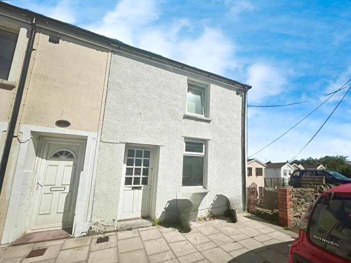2 Bedroom House To Rent In Old Park Terrace, Pontypridd, CF37