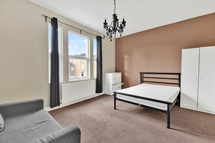 4 Bedroom Terraced House To Rent In St. Ann's Crescent, Wandsworth, SW18