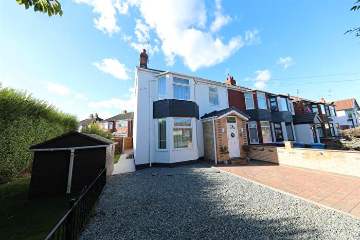 3 Bedroom End Of Terrace House For Sale In Anlaby Park Road South, Hull, HU4
