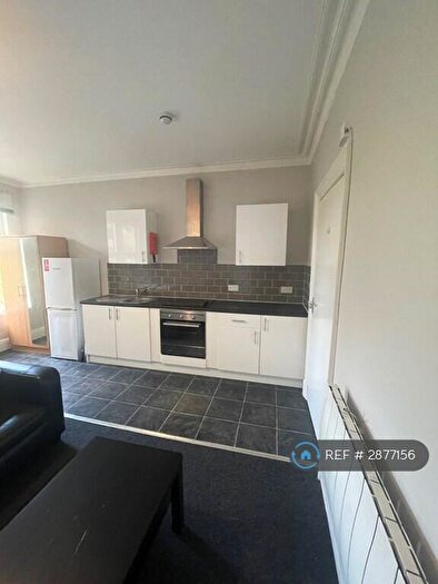 Studio To Rent In Conference Rd, Leeds, LS12